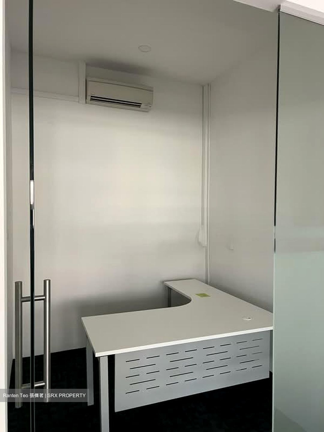 The Commerze@irving (D13), Factory #580629871